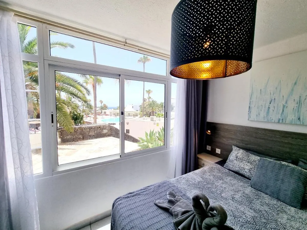 Luxury Apartamento Luz de Mar Complejo Playa Roca Costa Teguise